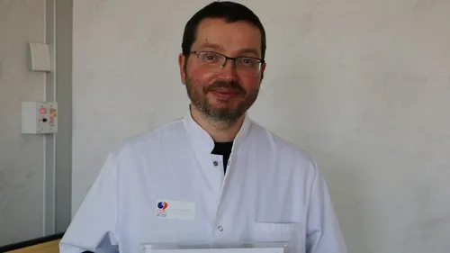 Un professeur dijonnais primé pour ses recherches sur le cancer du...